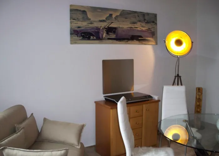 2 Raum Wohnung